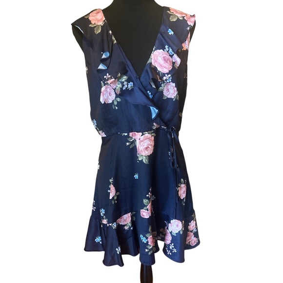 Altar'd State Dresses & Skirts - Alter’d State Navy Floral Wrap Dress | NWT Size L